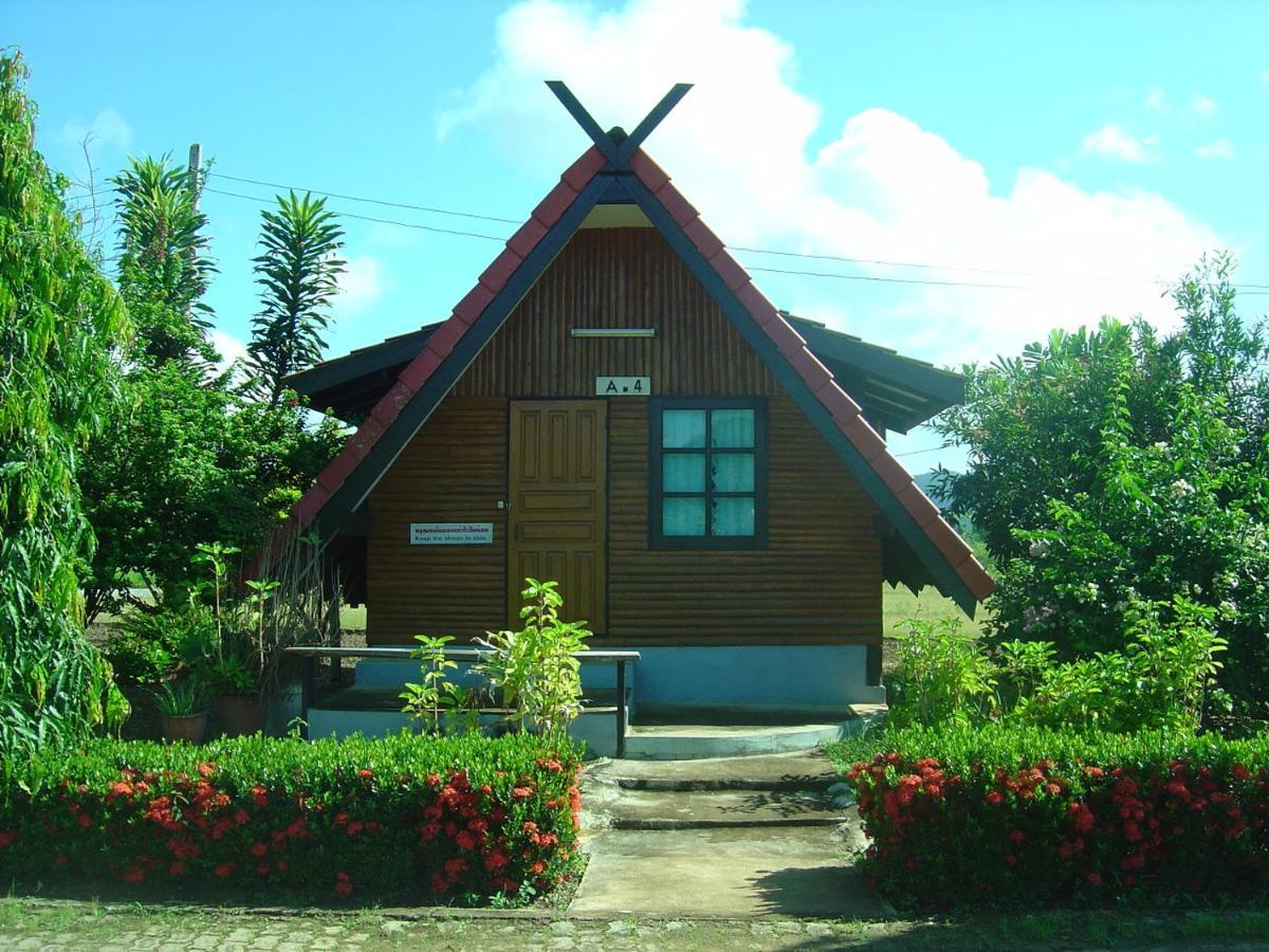 Mae Chaem Hotel And Resort Eksteriør billede
