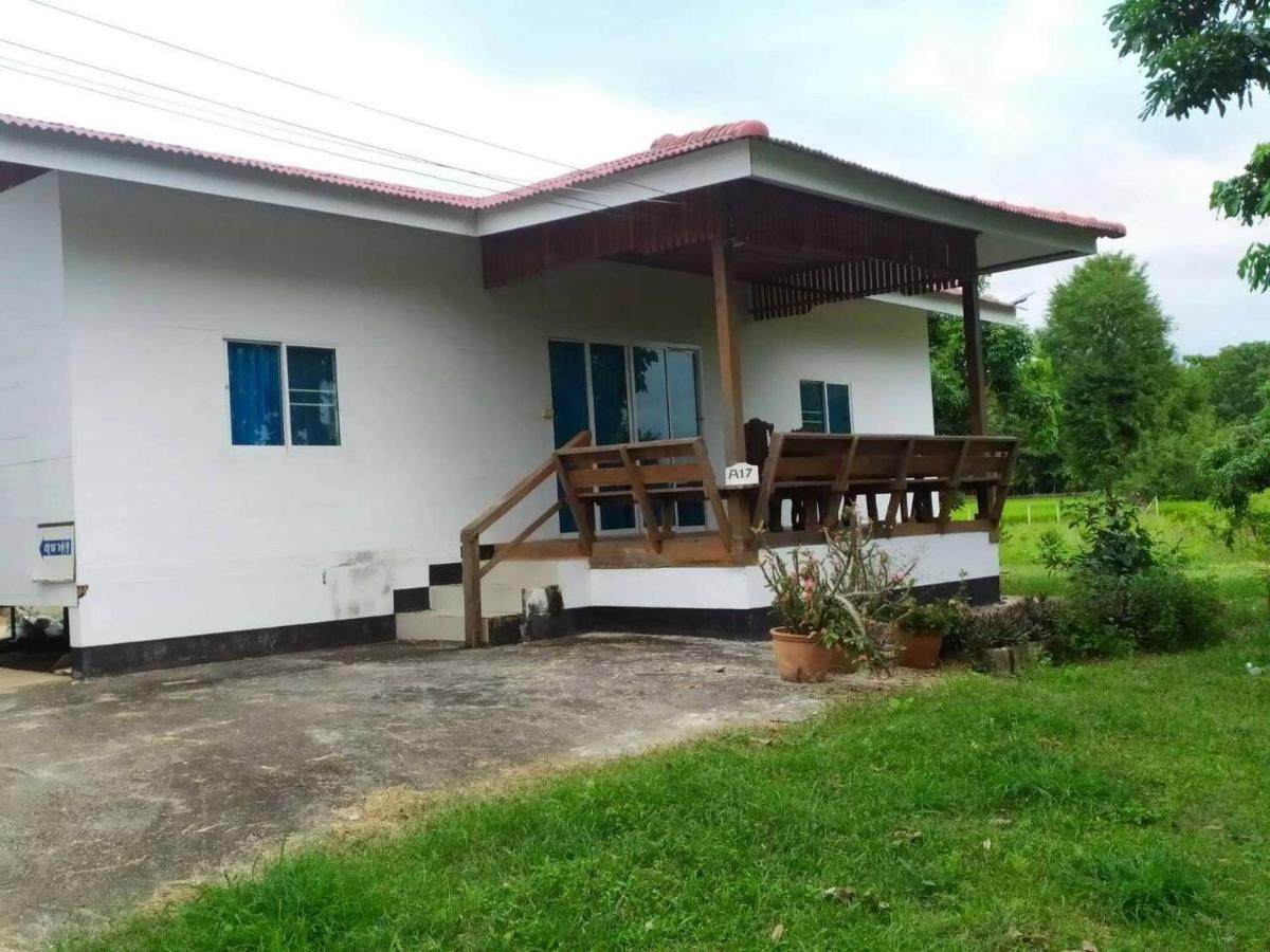 Mae Chaem Hotel And Resort Eksteriør billede